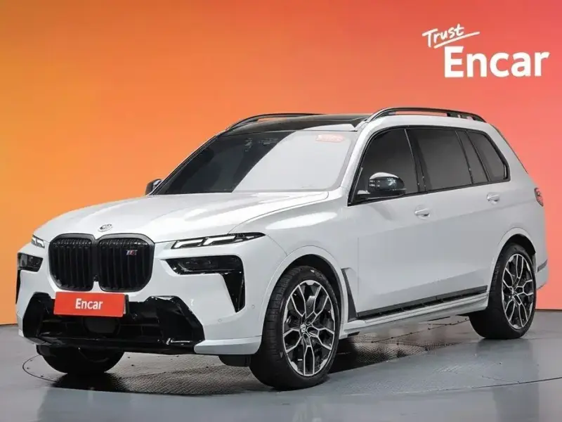 2025 BMW X7 с пробегом 26 247 км