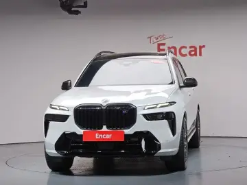 2025 BMW X7 с пробегом 26 247 км