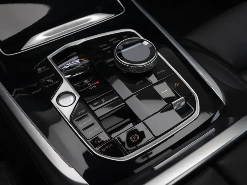2024 BMW X7 с пробегом 18 557 км