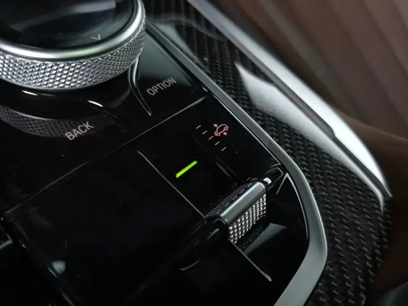2025 BMW X7 с пробегом 26 247 км