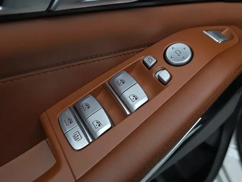 2025 BMW X7 с пробегом 26 247 км