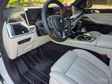2025 BMW X7 с пробегом 5 700 км