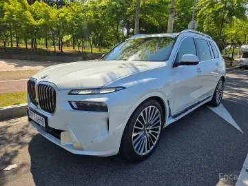 2025 BMW X7 с пробегом 5 700 км