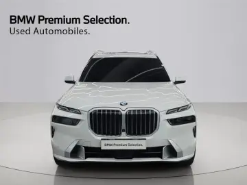 2025 BMW X7 с пробегом 16 306 км