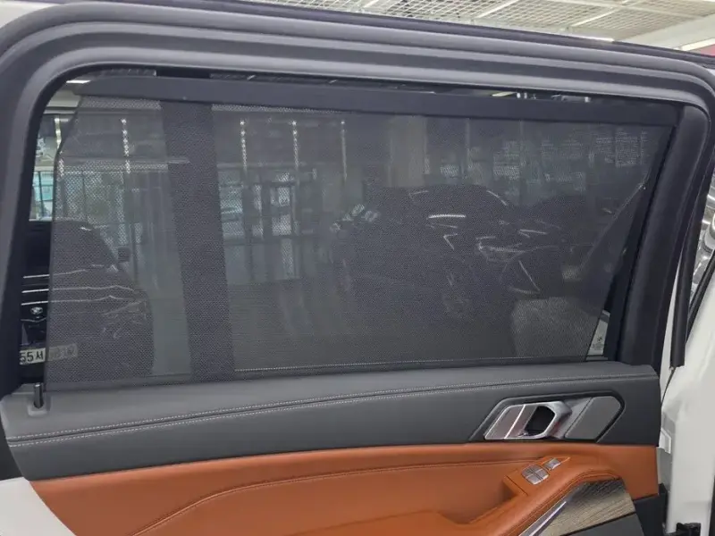 2025 BMW X7 с пробегом 16 306 км