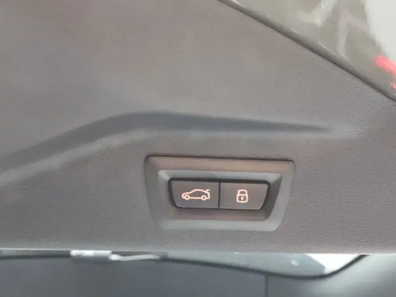 2025 BMW X7 с пробегом 18 544 км