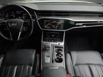 2020 Audi A7 с пробегом 46 333 км