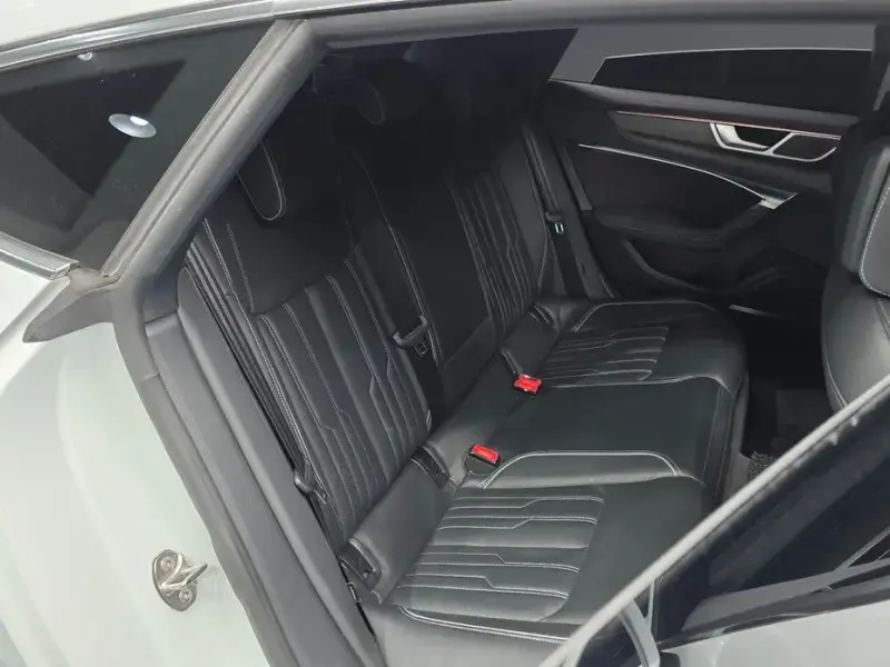 2020 Audi A7 с пробегом 46 333 км