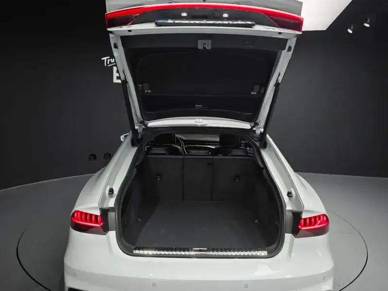 2020 Audi A7 с пробегом 46 333 км