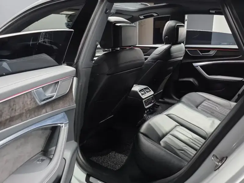 2020 Audi A7 с пробегом 46 333 км