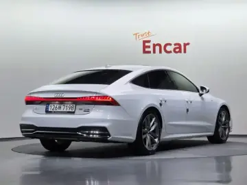 2021 Audi A7 с пробегом 49 130 км