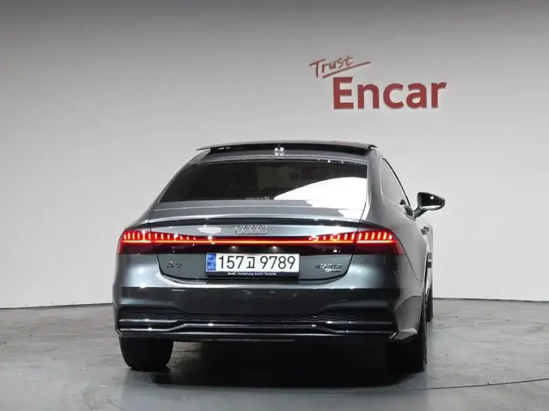 2020 Audi A7 с пробегом 52 743 км