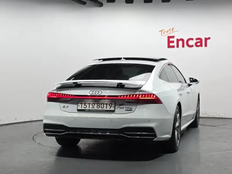2020 Audi A7 с пробегом 24 089 км