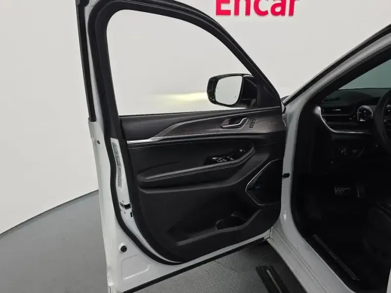 2022 Jeep Cherokee с пробегом 31 512 км