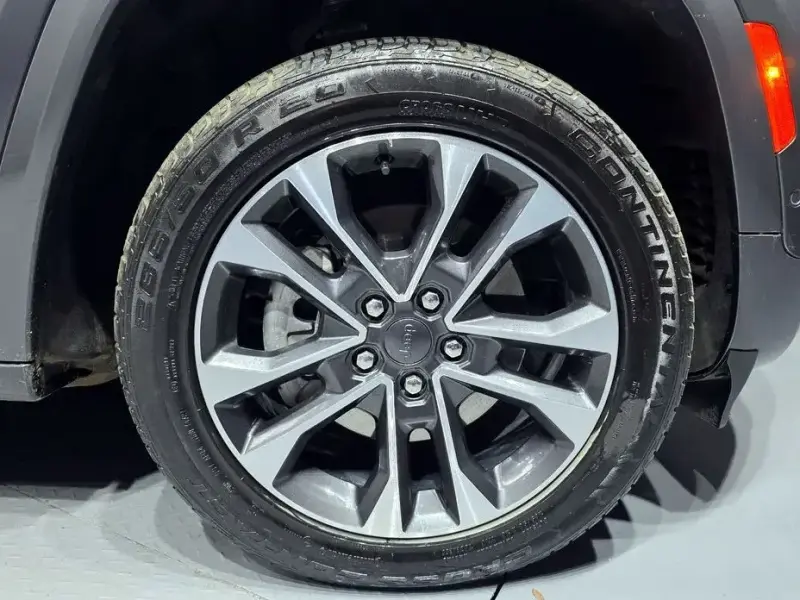 2022 Jeep Cherokee с пробегом 43 029 км