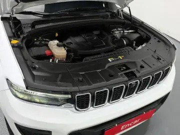 2022 Jeep Cherokee с пробегом 81 189 км