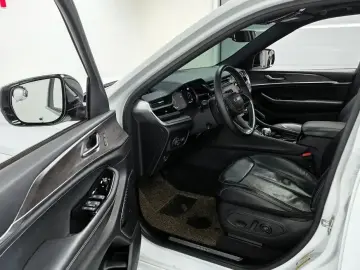 2022 Jeep Cherokee с пробегом 81 189 км