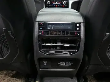 2022 Jeep Cherokee с пробегом 81 189 км