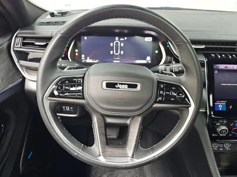 2022 Jeep Cherokee с пробегом 45 668 км