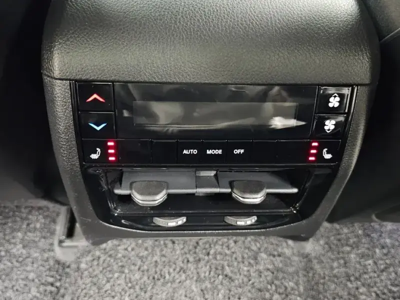 2022 Jeep Cherokee с пробегом 45 668 км