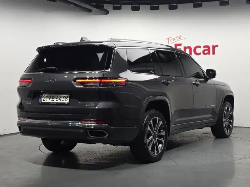 2022 Jeep Cherokee с пробегом 34 696 км