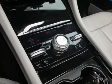 2022 Jeep Cherokee с пробегом 34 696 км