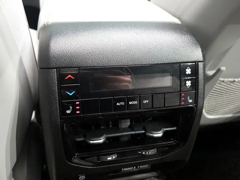 2022 Jeep Cherokee с пробегом 34 696 км
