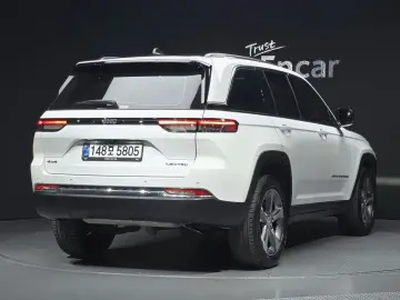 2023 Jeep Cherokee с пробегом 34 418 км