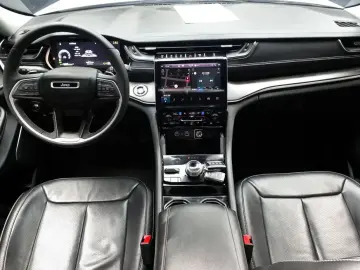 2023 Jeep Cherokee с пробегом 34 418 км