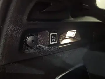 2022 Jeep Cherokee с пробегом 88 484 км