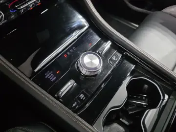2022 Jeep Cherokee с пробегом 42 945 км
