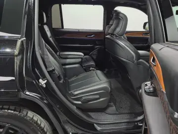 2022 Jeep Cherokee с пробегом 42 945 км