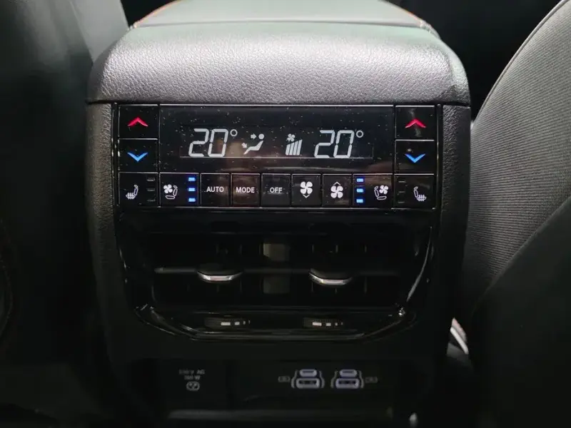 2022 Jeep Cherokee с пробегом 42 945 км