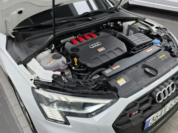 2023 Audi S3 с пробегом 3 857 км