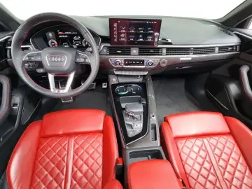 2023 Audi S4 с пробегом 38 492 км