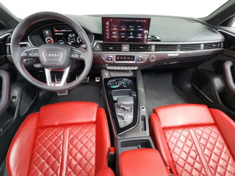 2023 Audi S4 с пробегом 38 492 км