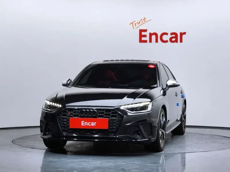 2023 Audi S4 с пробегом 31 454 км