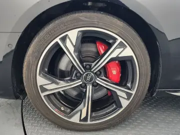 2023 Audi S4 с пробегом 31 454 км