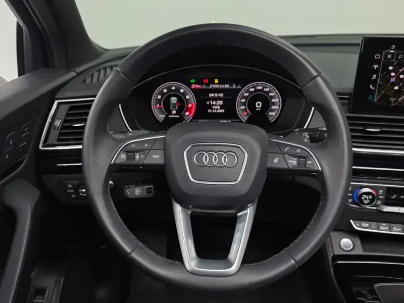 2021 Audi Q5 с пробегом 29 593 км