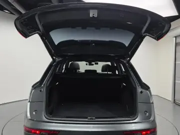 2021 Audi Q5 с пробегом 29 593 км