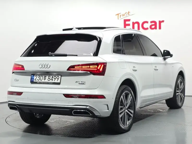 2023 Audi Q5 с пробегом 35 140 км