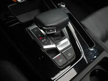 2021 Audi Q5 с пробегом 130 006 км