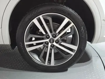 2021 Audi Q5 с пробегом 130 006 км