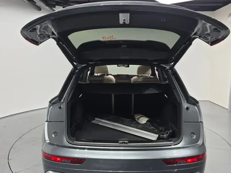 2023 Audi Q5 с пробегом 47 804 км