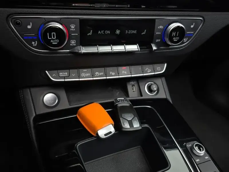 2021 Audi Q5 с пробегом 130 006 км