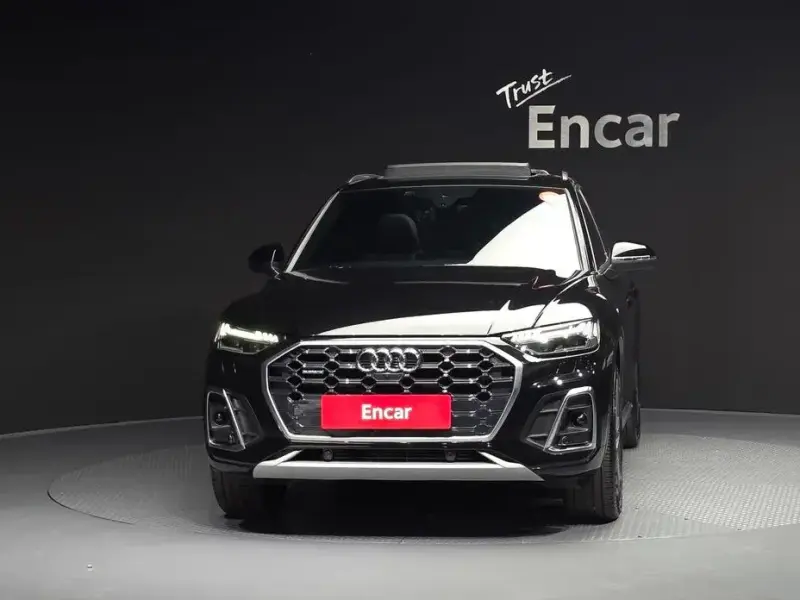 2021 Audi Q5 с пробегом 19 498 км