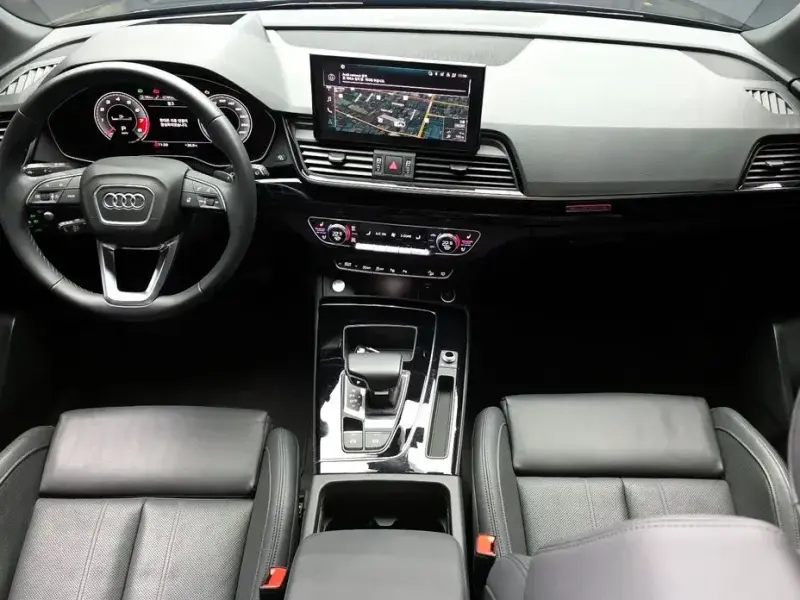 2021 Audi Q5 с пробегом 19 498 км