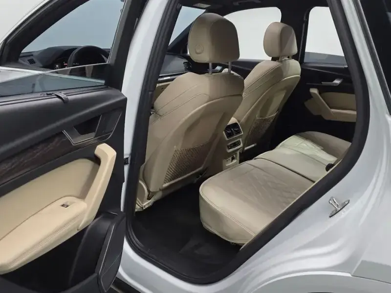 2023 Audi Q5 с пробегом 29 314 км