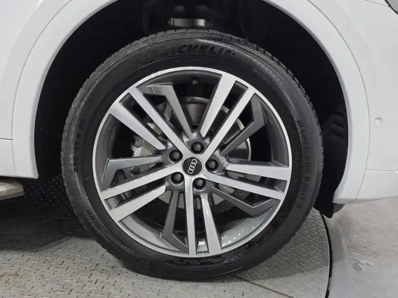2023 Audi Q5 с пробегом 29 314 км