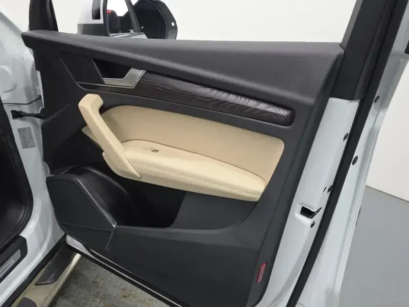 2023 Audi Q5 с пробегом 29 314 км